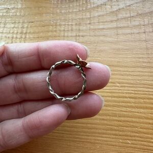 Elegant Twisted sterling silver ring with copper flower Accent